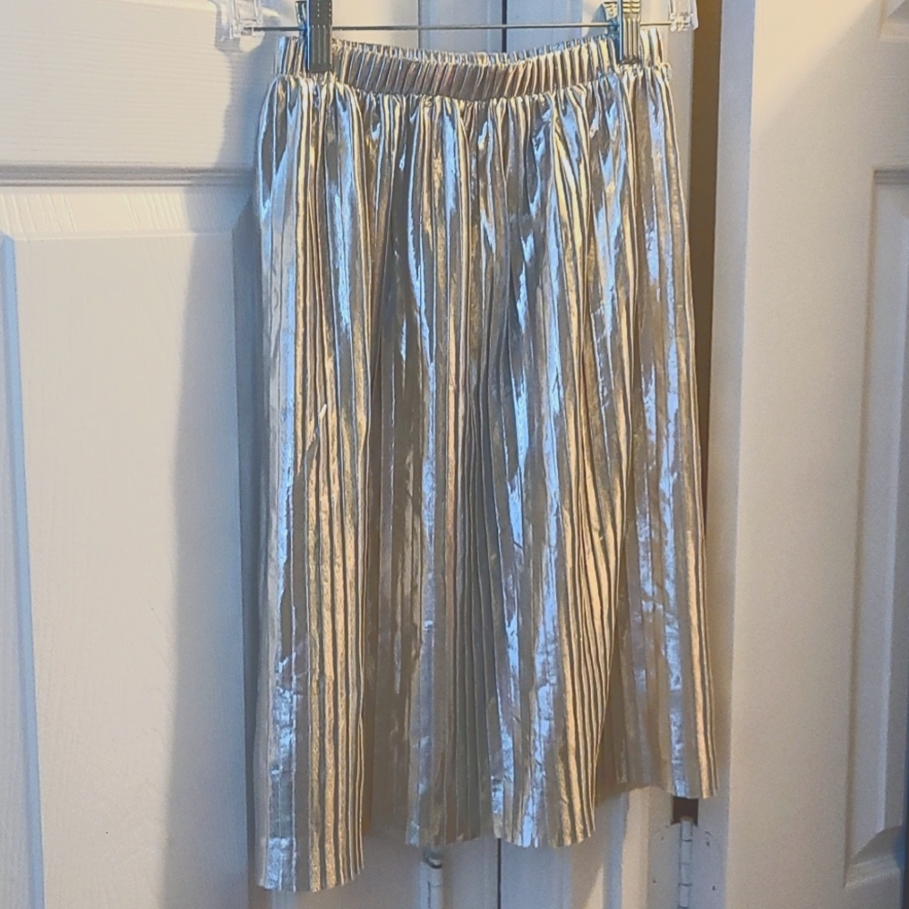 Metallic kids knee length skirt